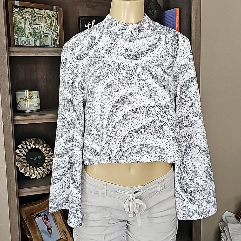 The Fifth, Long Sleeve, High Neck, Small